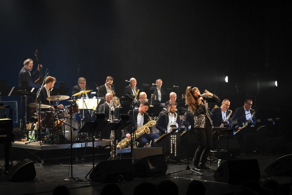 Brussels Jazz Orchestra Camille Bertault Copyright: Geert Vandepoele Brussels Jazz Orchestra Camille Bertault Copyright: Geert Vandepoele